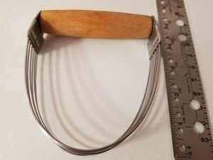 Vintage Stainless Steel-Wood Handle Pastry Blender/Cutter Made in Canada