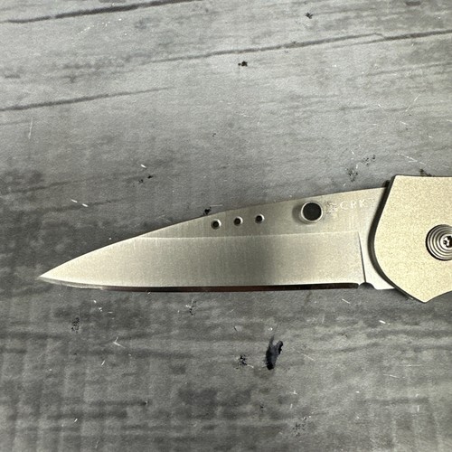 CRKT 8002 WASP LINER LOCK PLAIN EDGE FOLDING POCKET KNIFE - Picture 2 of 17