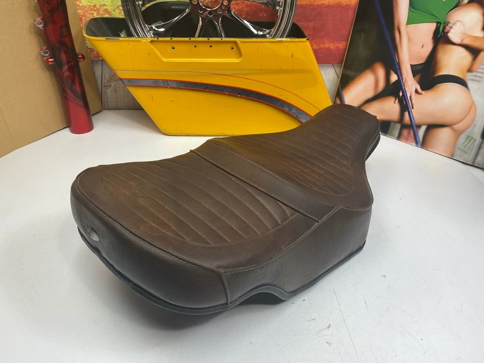 77-80 Harley FL FLH Brown Comfort Flex Seat With Handrail Shovel Vintage OEM - Image 4 of 4