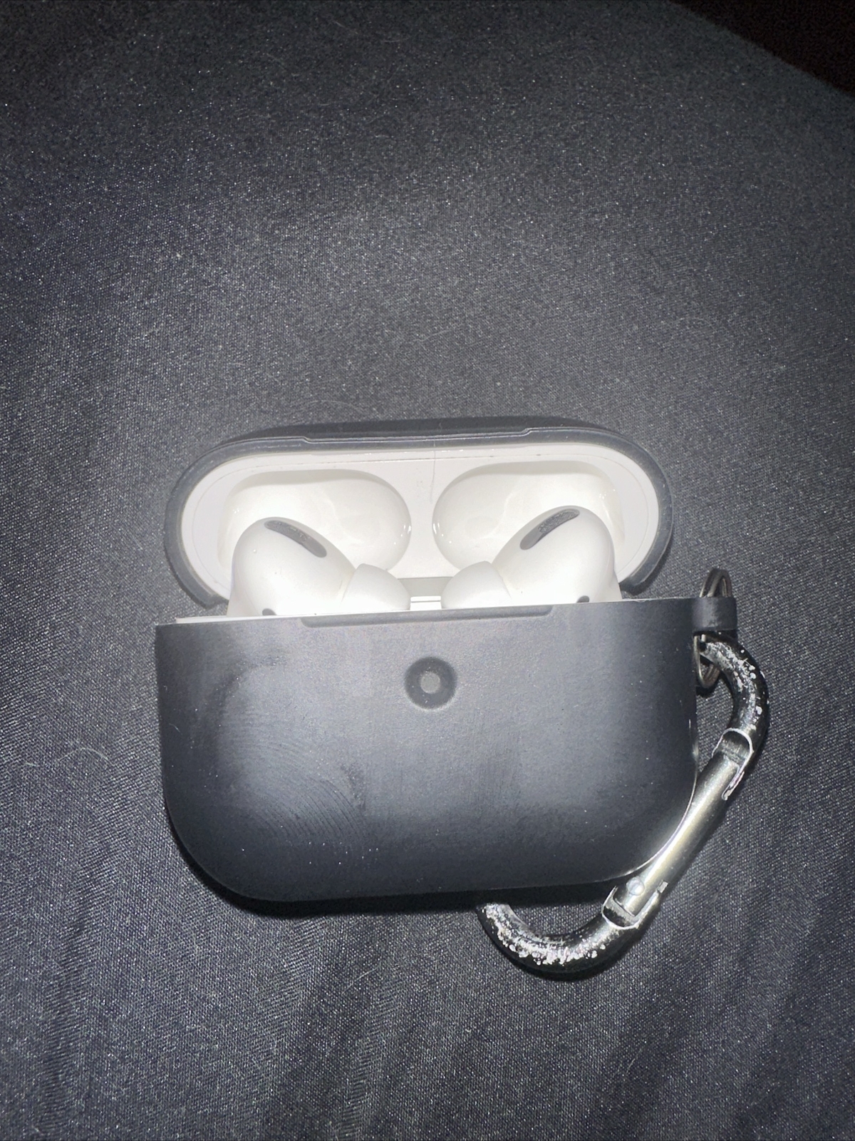 Apple AirPods Pro with Wireless Charging Case - White