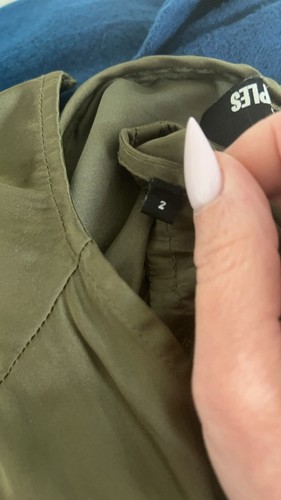 The Kooples Minikleid olivgrün Plissee Größe 2 - Bild 3 von 11
