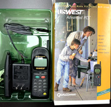 Vintage PCS Qualcomm QCP-2700 Cell Phone in Box Cord charger Battery WORKS