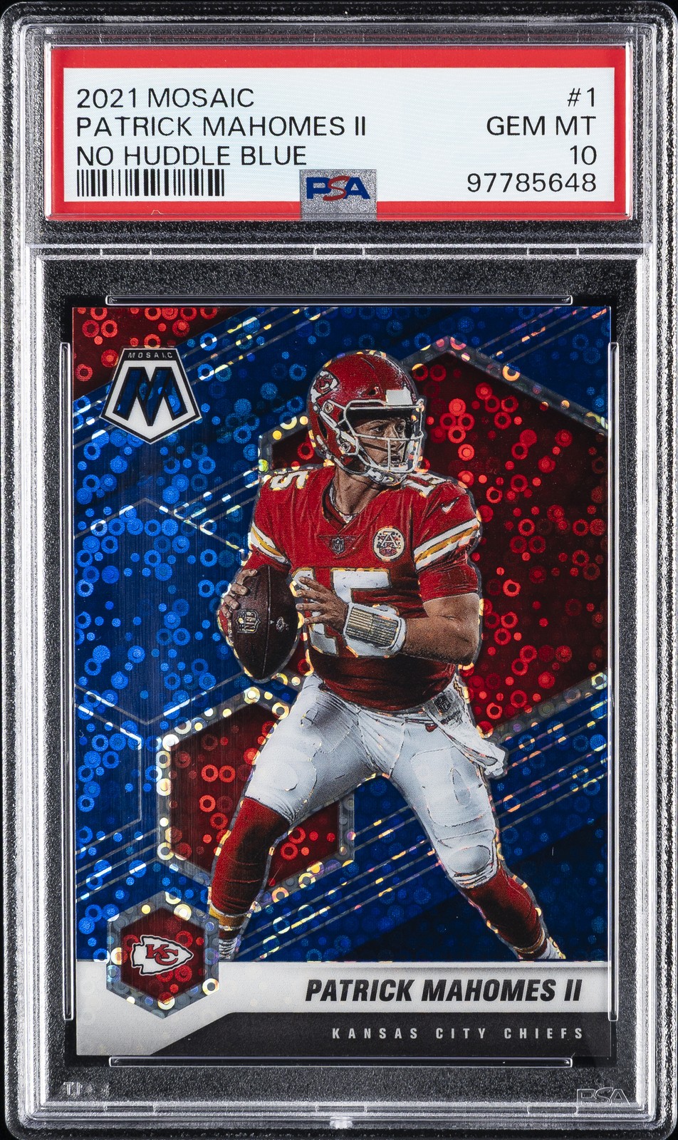 2021 PANINI MOSAIC NO HUDDLE BLUE #1 PATRICK MAHOMES II 58/75 PSA 10