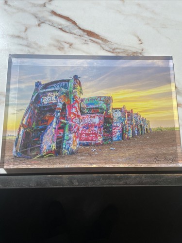 Cadillac Ranch - Rte. 66 in Amarillo, Texas - eingefasst in Acryl 8” x 12” - Bild 1 von 6
