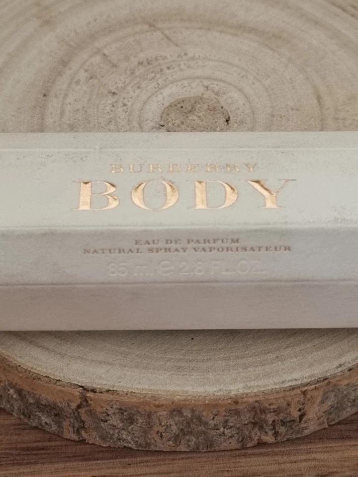 Body de Burberry Eau De Parfum 85ml Spray, Descatalogada. - Imagen 2 de 4