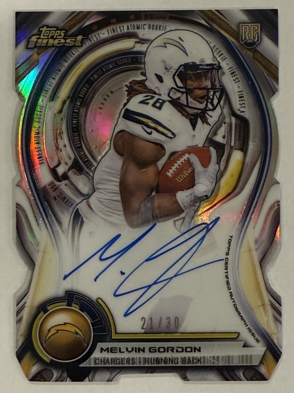 Melvin Gordon Finest Atomic Rookie Die-Cut Autographs #5 Base