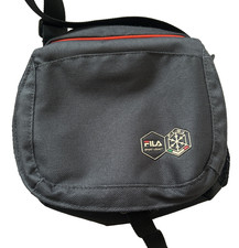 Vintage-Retro Fila F.I.S.I portable CD player Discman Bag B 