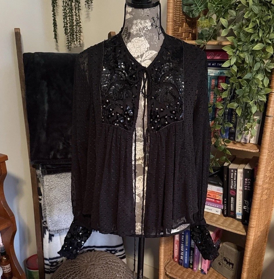 Blusa Babydoll Zara Borlas Lentejuelas Negra Transparente Adornada Talla XS Foto 3 de 4