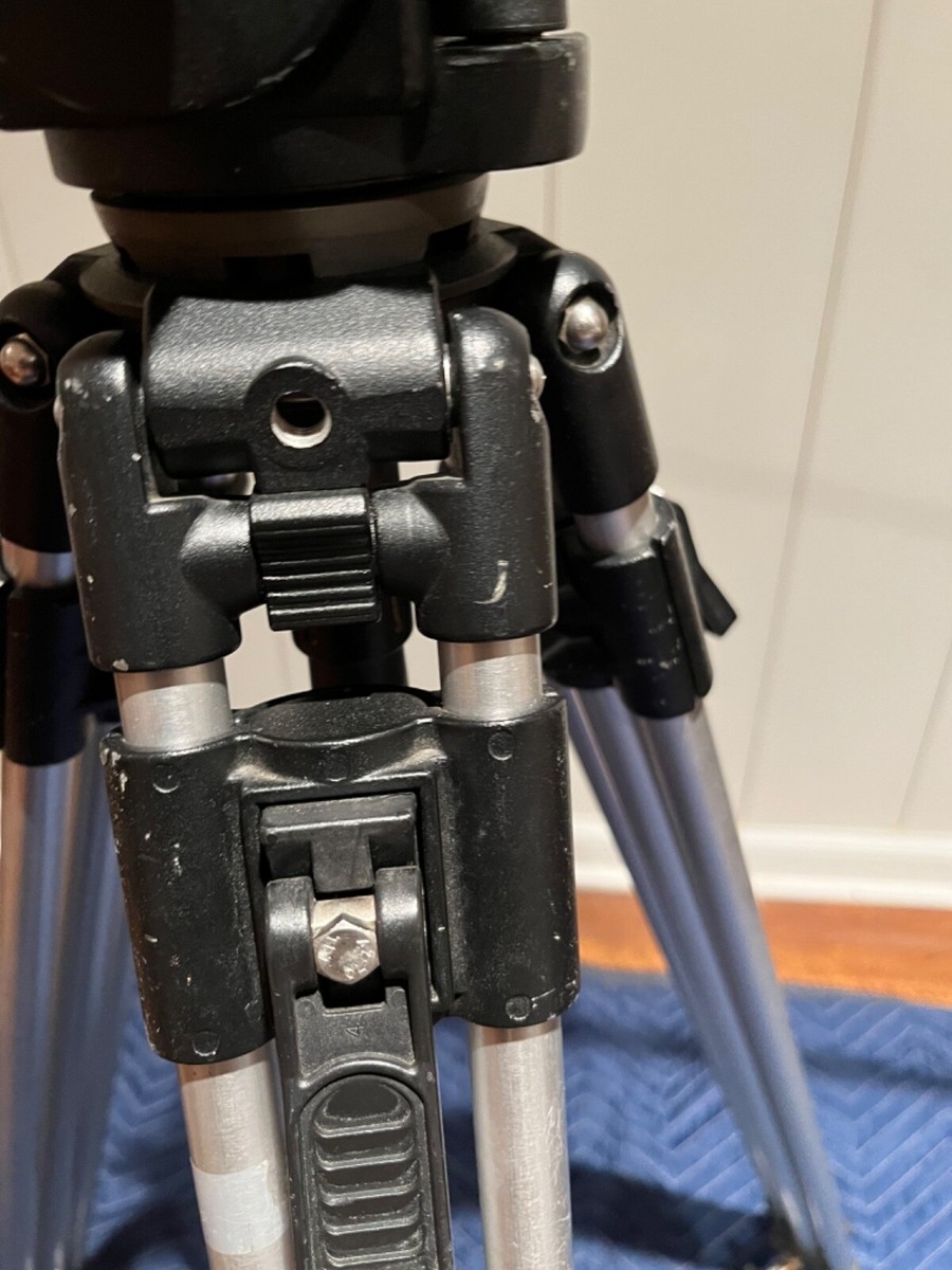 Used Manfrotto 3181 Bogen Tripod with Manfrotto 501 Fluid