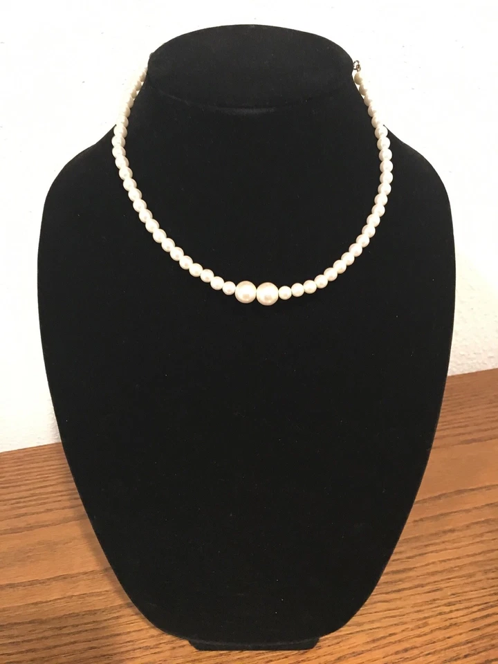 Hermoso collar gargantilla de alambre con cuentas de imitación de perlas delicadas  Foto 2 de 4