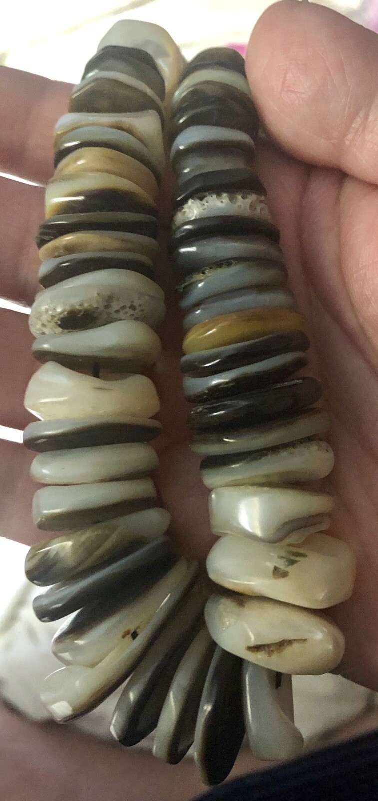 Massive Shell Statement Necklace Like Monies Qual… - image 4