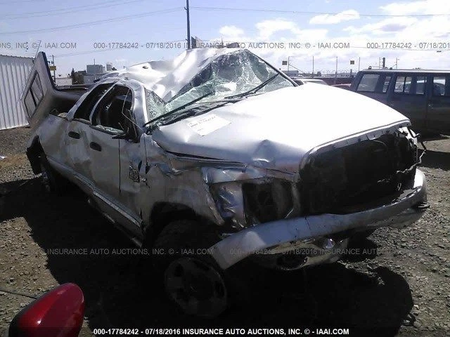 Adaptador de filtro de aceite de 2008 RAM2500 6,7 L turbo diésel 5249521 Foto 4 de 4