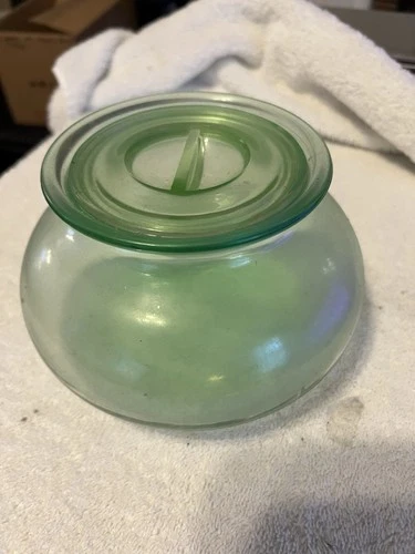 Round Green Depression Glass Candy Dish / HOT UV / Lidded MINT