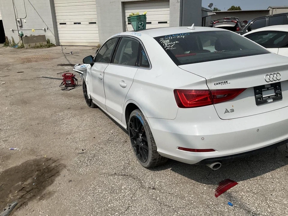 Automatic Transmission AWD Quattro 2.0L Fits 15-18 AUDI A3 4620213 Foto 3 de 4