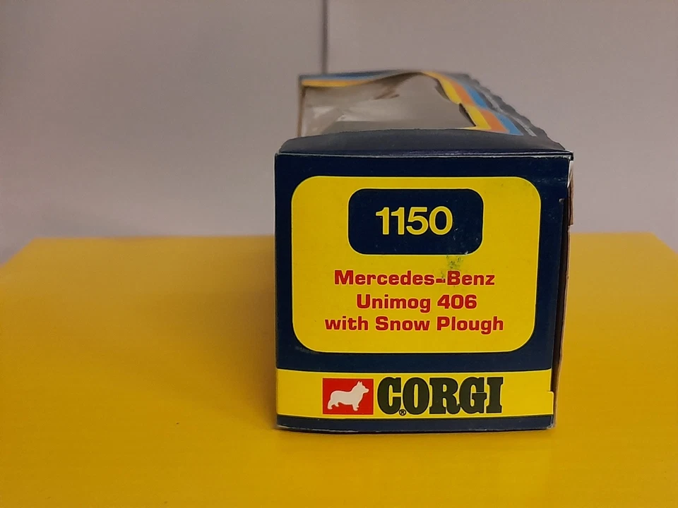 CORGI 1150 Mercedes Benz Unimog  with snow Plough RARO (nuovo scatola originale) - Immagine 4 di 4