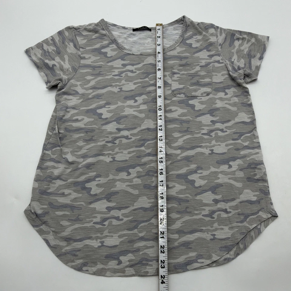 Avon T-shirt Women M Camouflage Multicolor Pocket .#38925 - Image 3 of 4