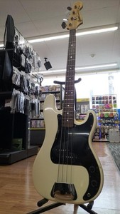 Greco PB Type Electric Bass Guitar White Made in Japan 1978 Vintage