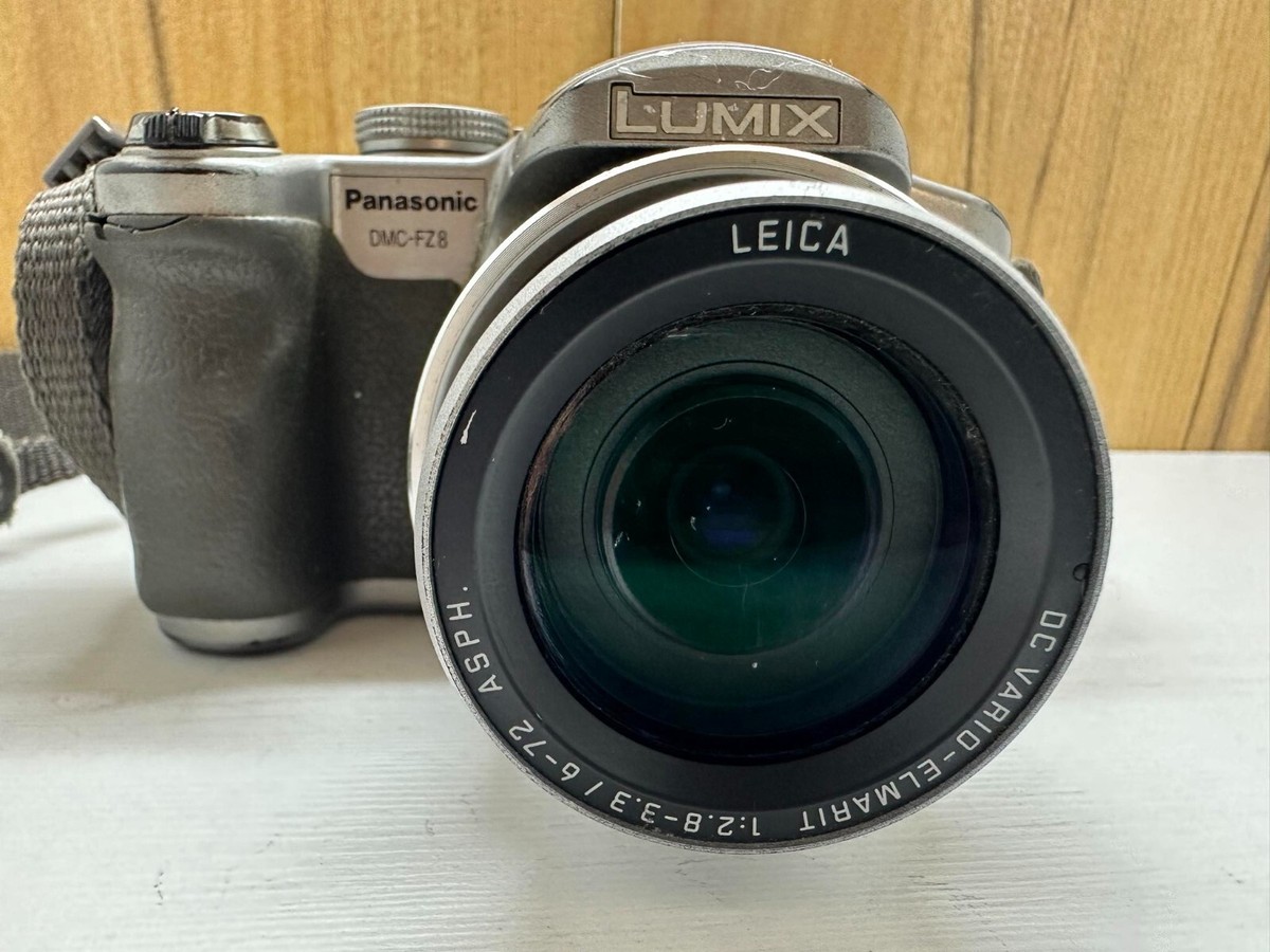 Panasonic Lumix Dmc-FZ8 Digital Camera Ultracompact 7.2 MP 12X