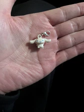 Sanrio Characters Cinnamoroll Micro Charm Zip Pull