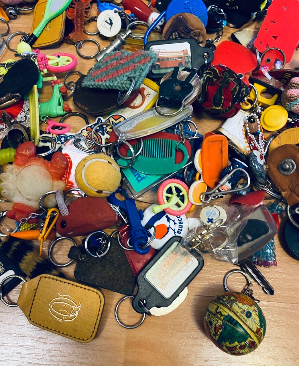 JOB LOT of Vintage KEYRINGS / FOBS over 100 pieces eBay