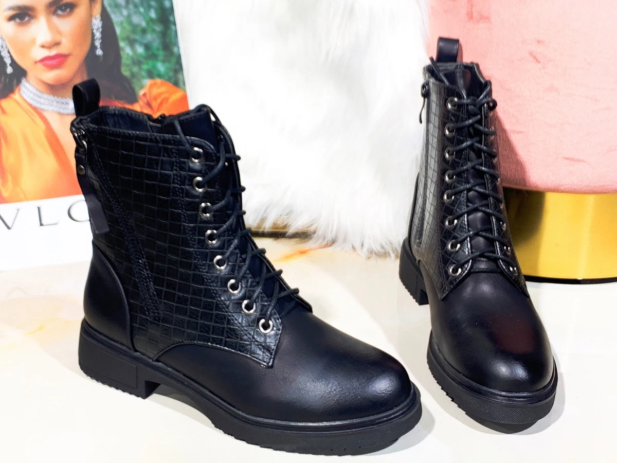 Ankle boots with laces and zip sales