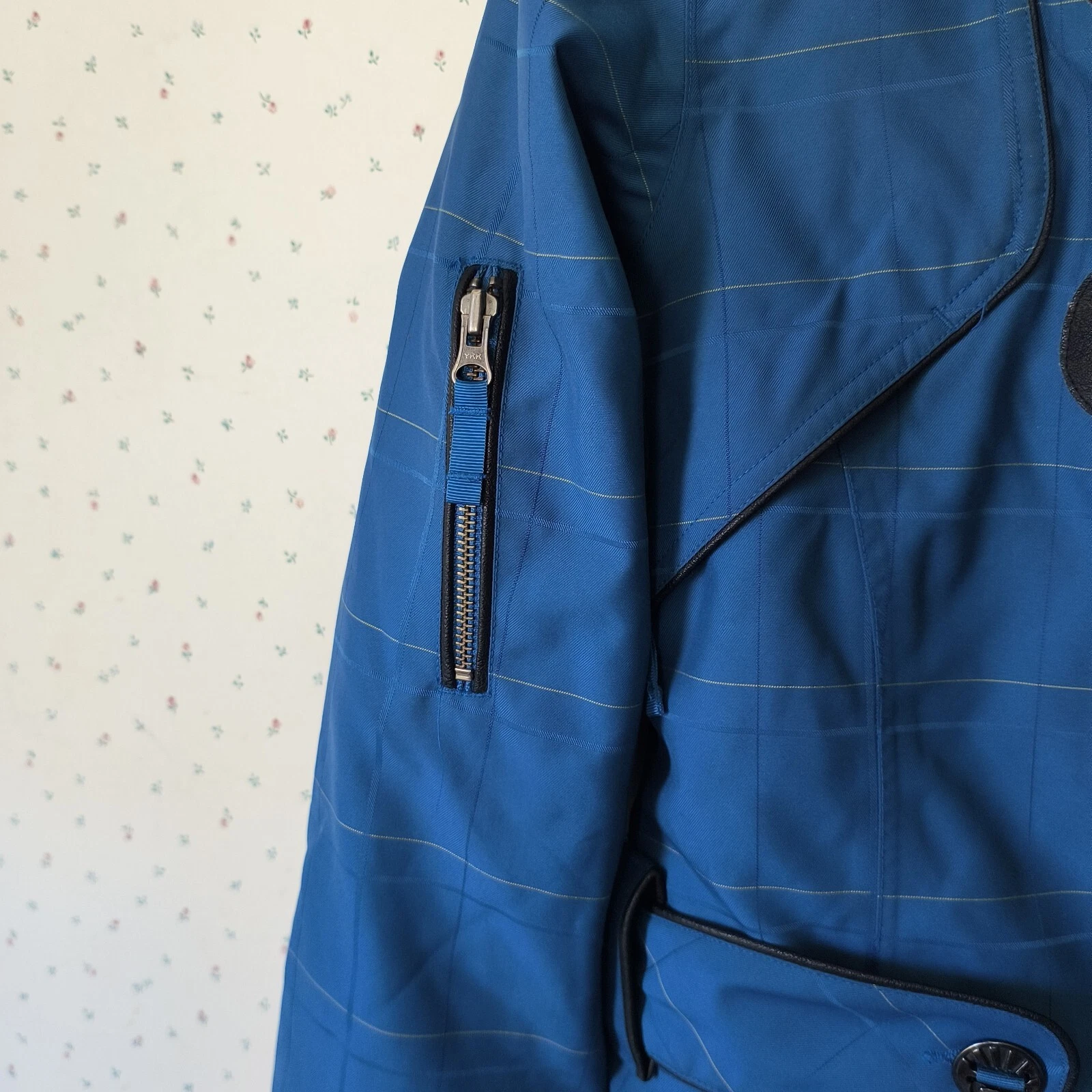 burton dryride faux fur lined plaid coat zip pockets jacket
