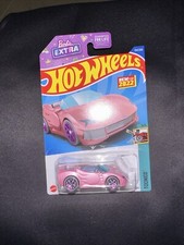 2022 Hot Wheels 154 Pink Barbie Extra Tooned