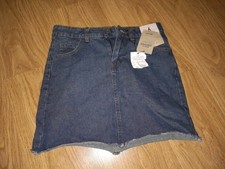 BNWT SIZE 6 BLUE DENIM MINI SKIRT