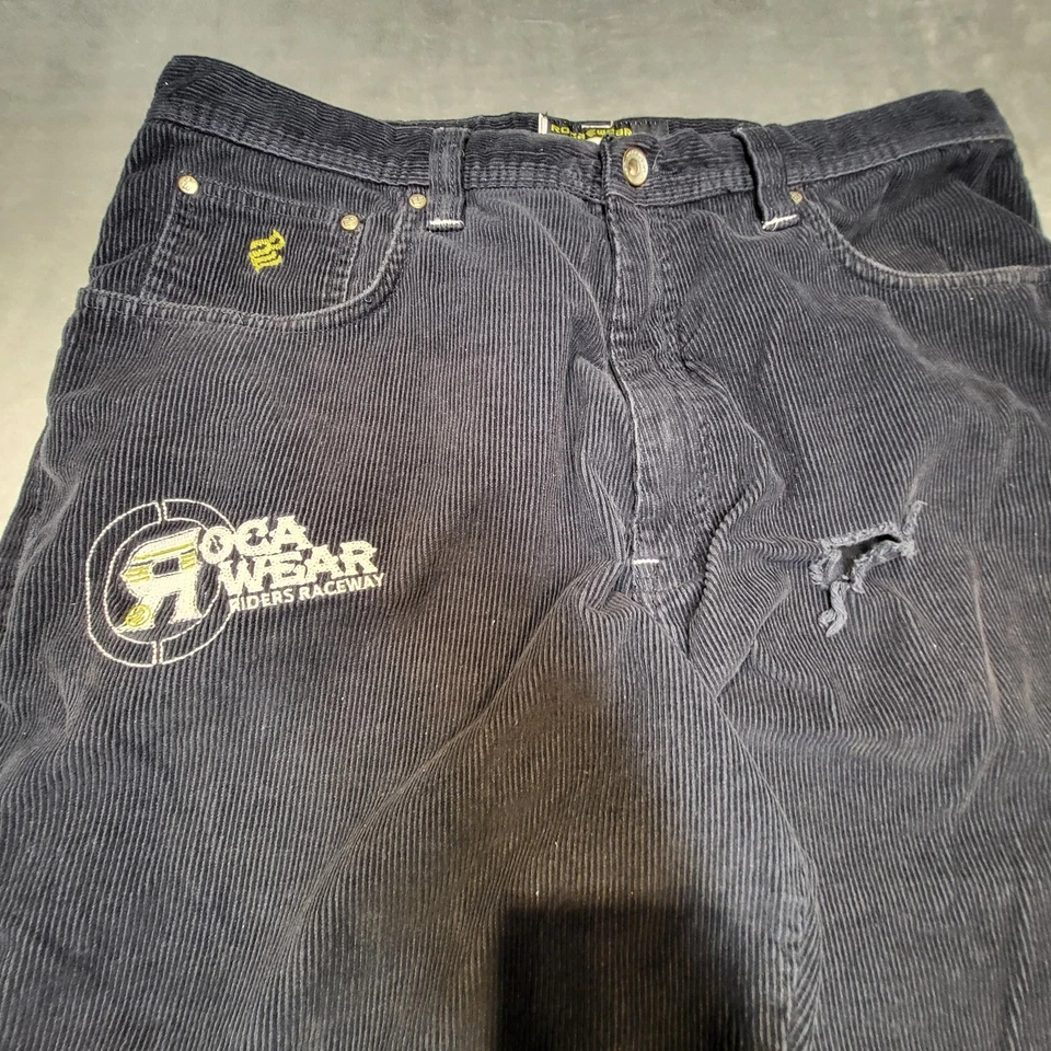 Calça Rocawear Masculina 35x32 Azul Marinho Veludo Pilotos Corrida Bordada Ano Novo - Imagem 4 de 4