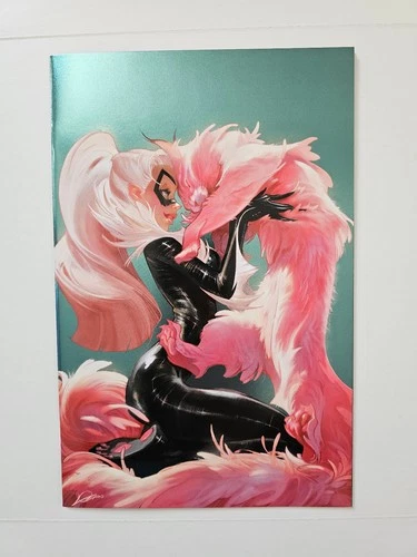 Amazing Spider-Man #67 |  Alexander Lozano virgin Foil variant | NM