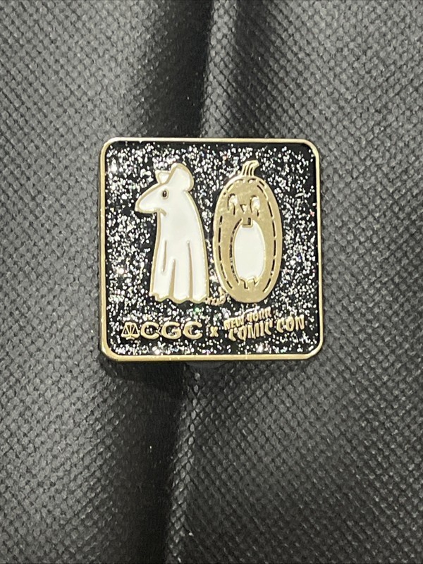 Nycc 2025 Exclusive CGC 10 Halloween Pin Limited Edition