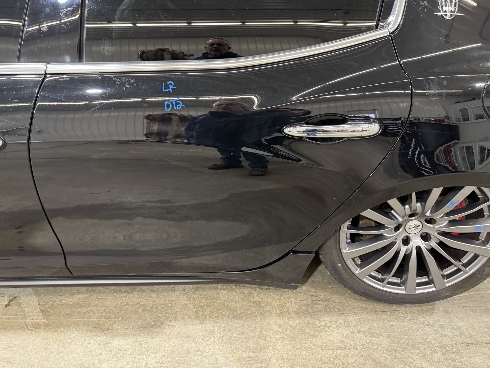 14-22 MASERATI GHIBLI DRIVER LEFT REAR SIDE DOOR BLACK 820A