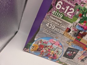 LEGO FRIENDS: Heartlake Cupcake Cafe (41119) New Box Wear