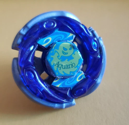 Storm Aquario 100HF/S Beyblade Hasbro Metal Fusion