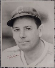 VERY RARE! Ted Lyons VINTAGE Signed Autographed 8x10 Baseball Photo PSA COA!
