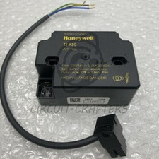 1PCS New Honeywell ZT930 ignition transformer