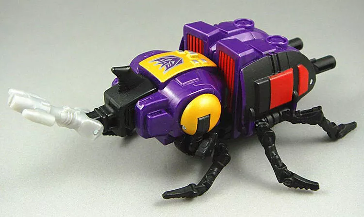 Transformers Generations Combiner Wars Legends Class Bombshell Action Figure Toy - Image 3 of 4