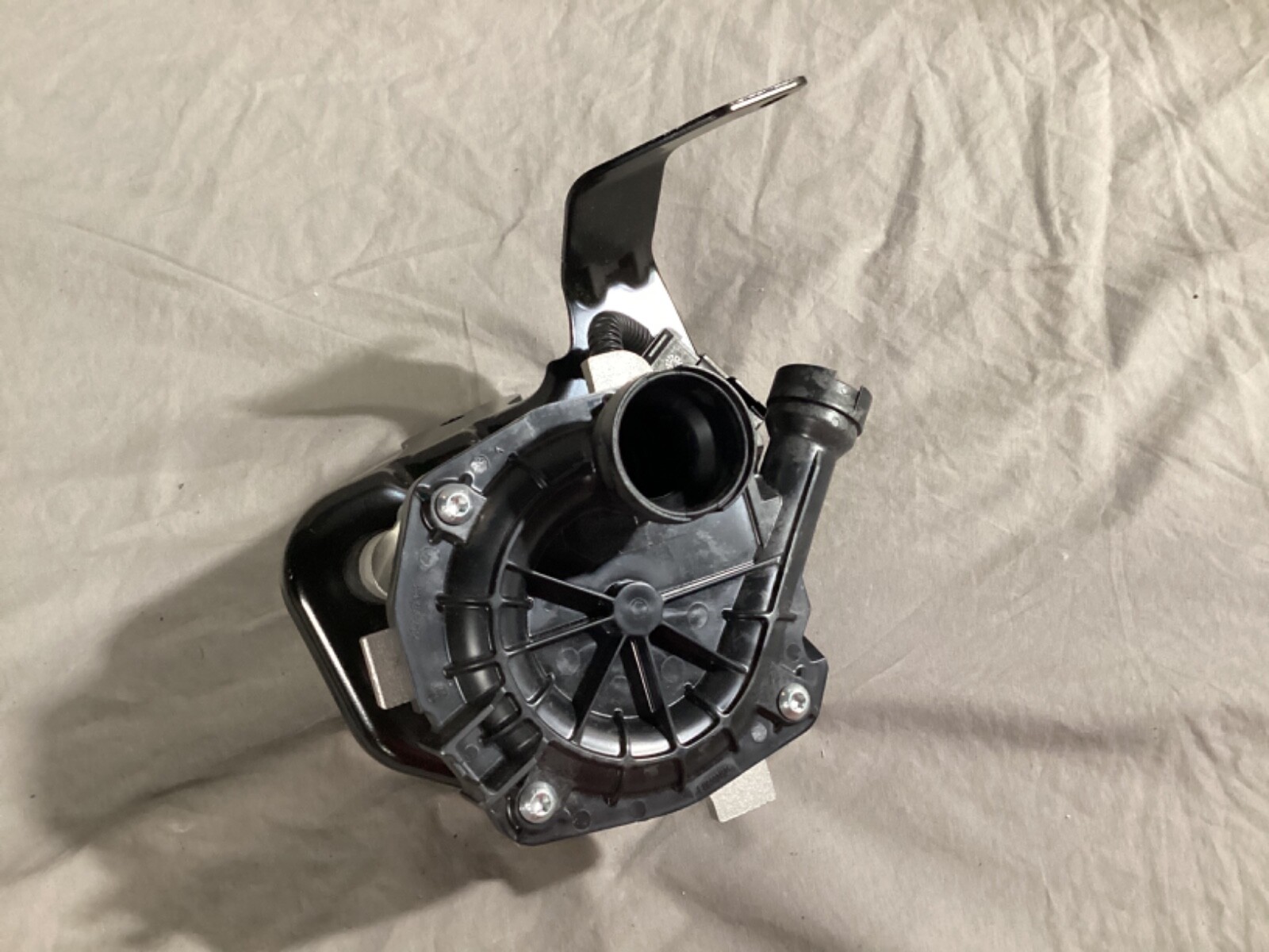 GM Genuine Parts 55568068 Secodary Air Injection Smog Pump EVAP | eBay