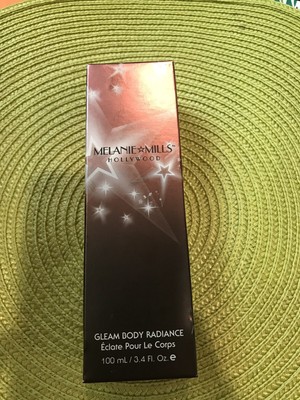 melanie mills body blur