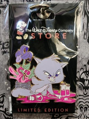 DEC WDCS D23 2026 Cat-astrophe Cats Yzma Emperor's New Groove LE 400 Disney Pin