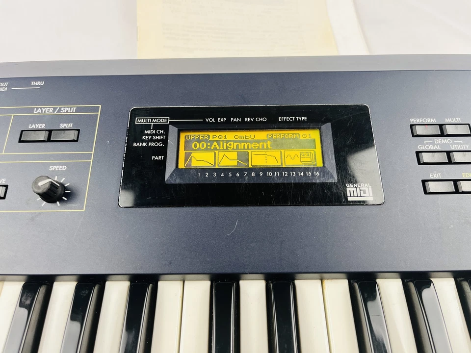 KORG N5EX Synthesizer Keyboard W/Adapter & Manual,Disc Set Working Tested - Image 3 of 4