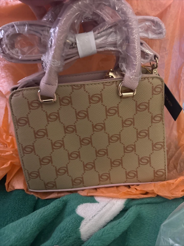 Bebe Leilani Monogram Handle/crossbody/ Almond And Powder Pink. Clutch  Also - Image 2 of 4