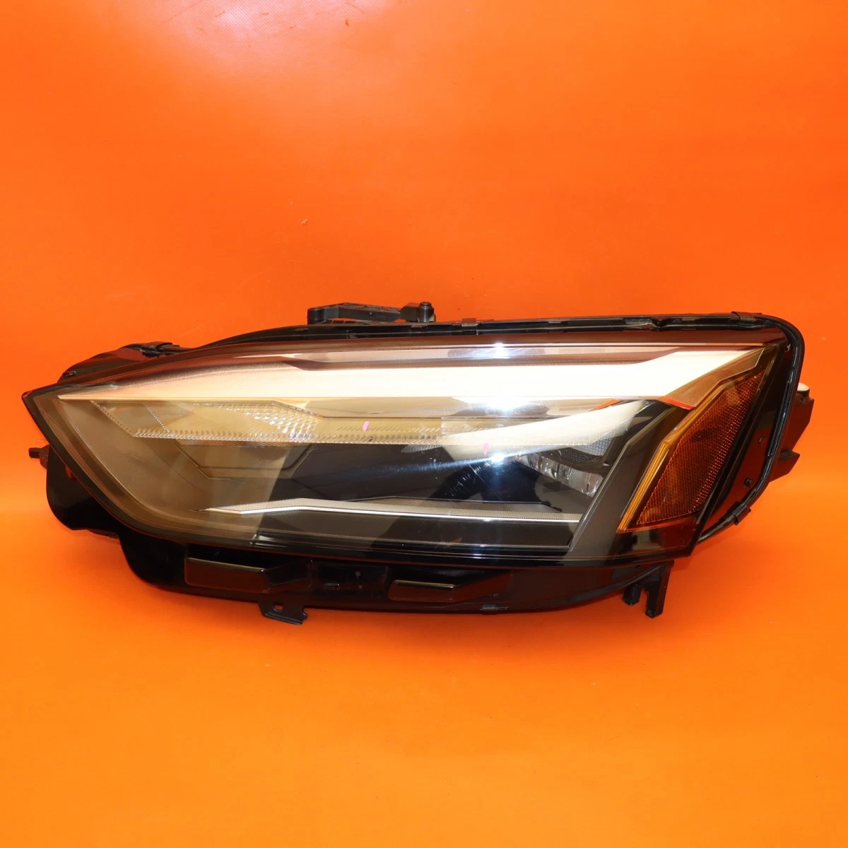 アウディ A5 右ヘッドランプ アッセンブリー Headlights for 2022 Audi A5 for sale | eBay