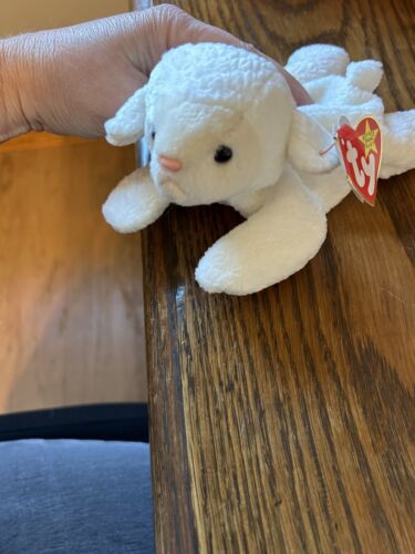 TY BEANIE BABY CUTE FLEECE THE WHITE LAMB WITH TAG PLUSH TOY AND FREE SHIPPING - Picture 4 of 4