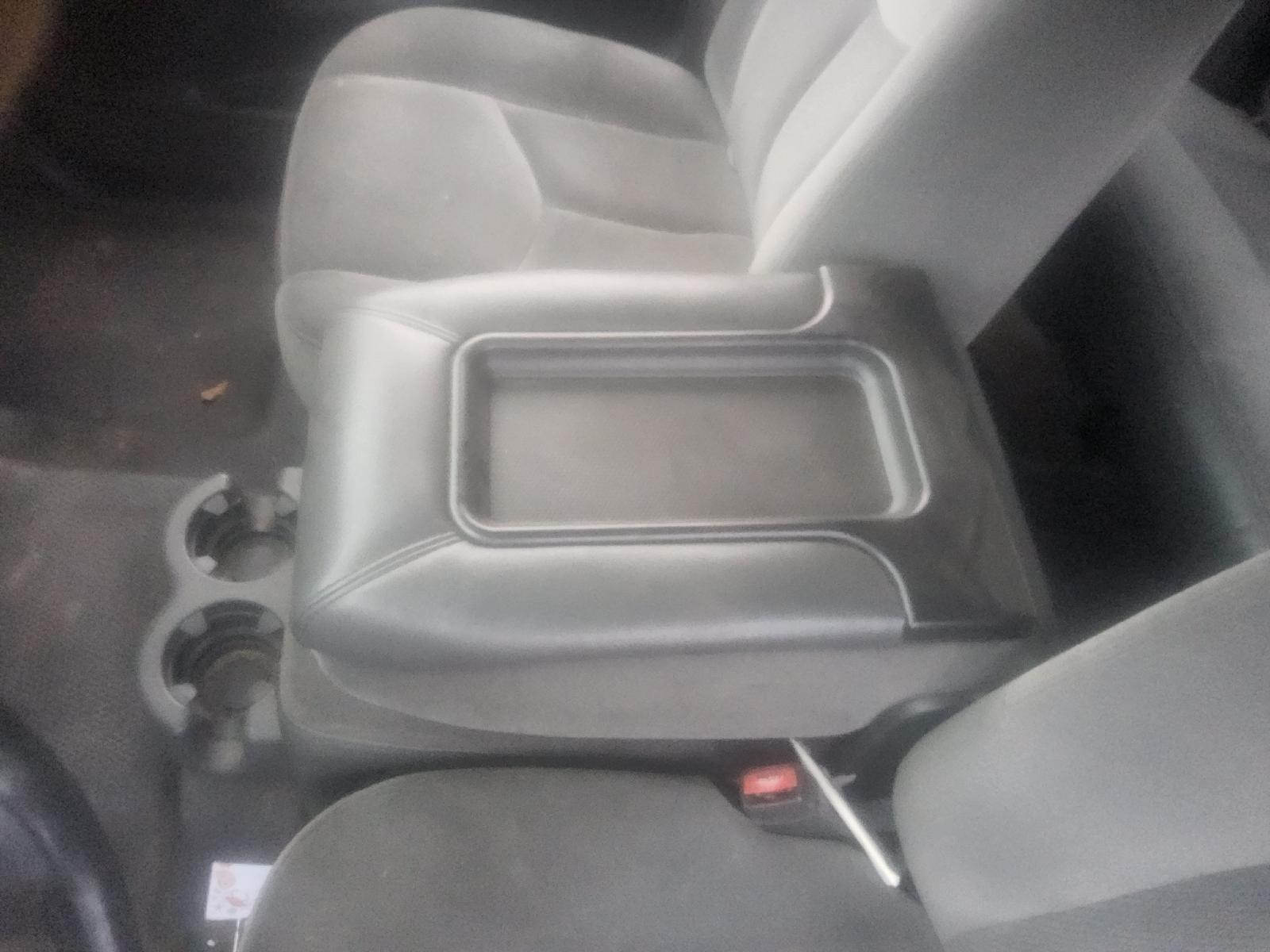 Picture 1 of 4