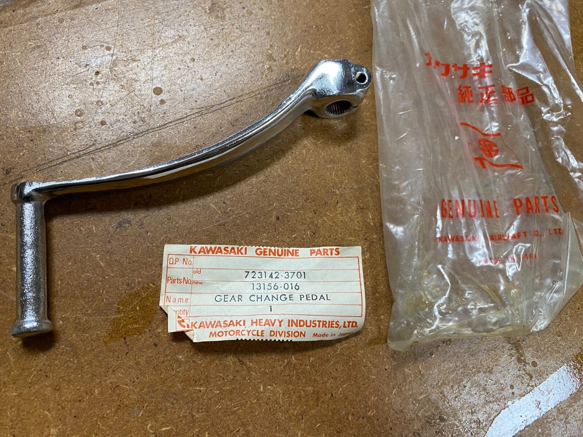 NOS KAWASAKI OEM 1967-69 C2 ROAD RUNNER GEAR SHIFT LEVER 13156-016