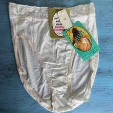 NWT Vtg 80s Alba Nylon/Cotton Lace High French Cut Panties Sz 4-7