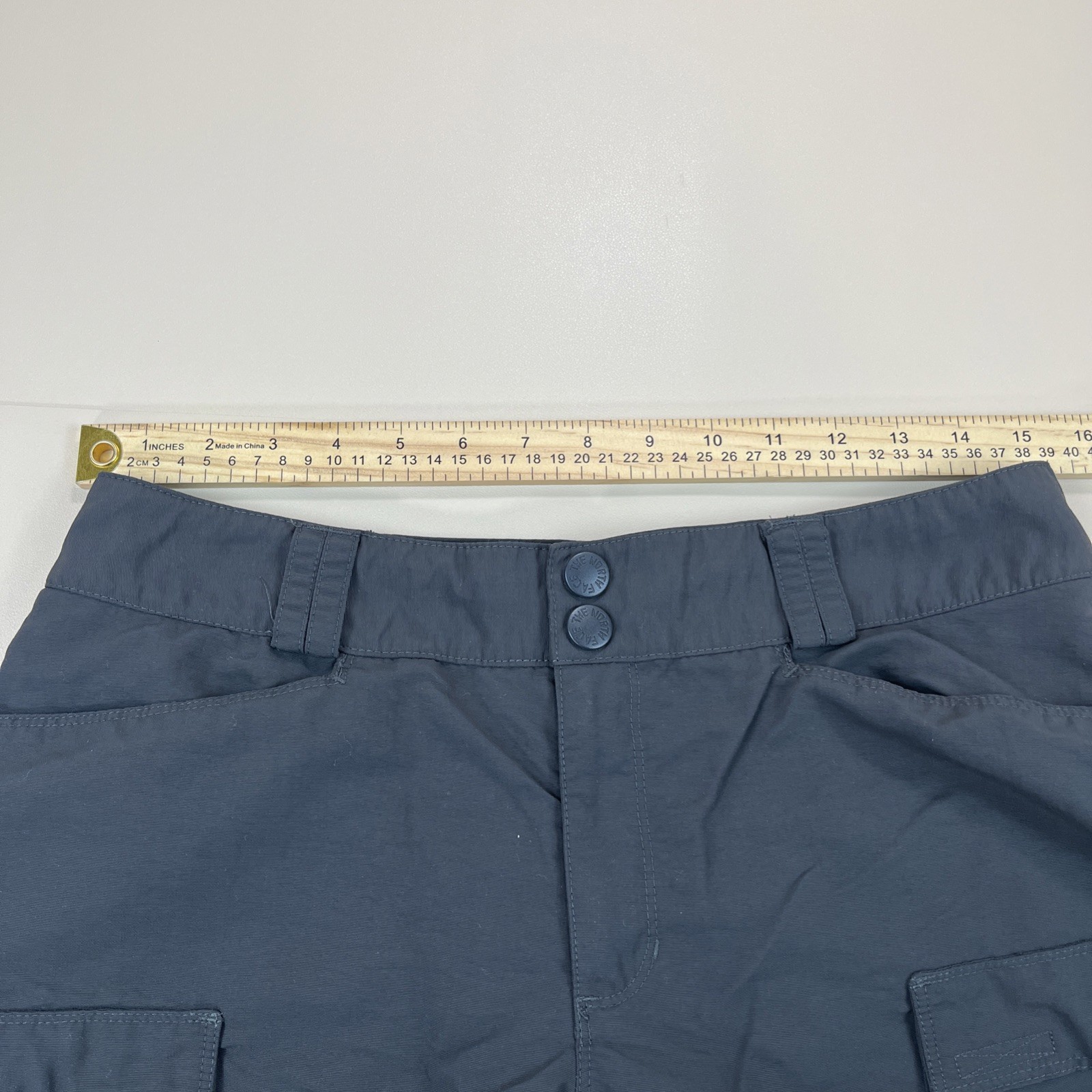 The North Face Women's size 8 Zip-off pants black thumbnail 9