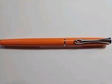 Diplomat Traveller Füllfederhalter Feder M,  Lumi Orange,  Neu