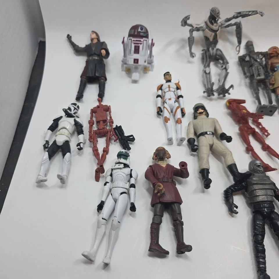 Star Wars Vintage Action Figures Lot of 25 - Image 2 of 4